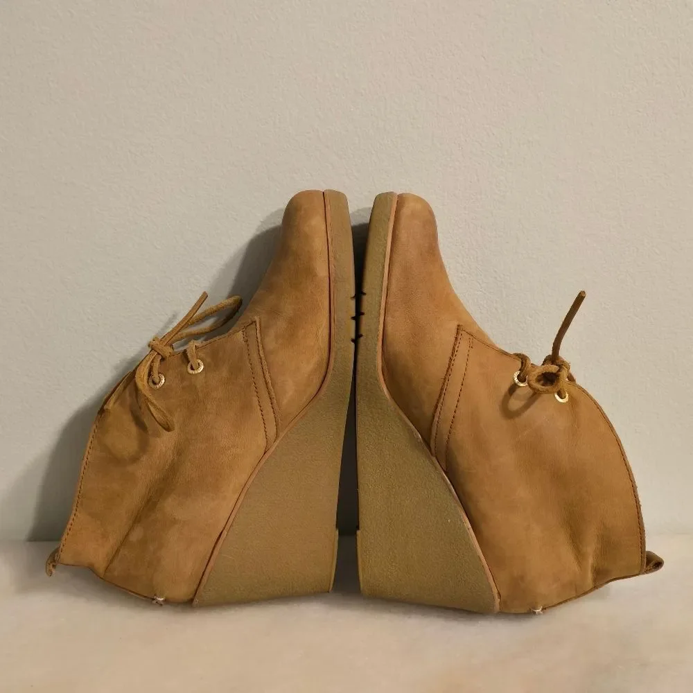 Sperry Harlow Burnished Leather Wedge Bootie in Cognac Brown 9